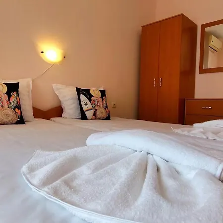 Holiday-orchid Menada Апартаменты *