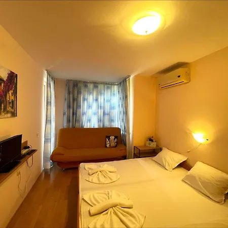 Апартаменты Holiday-orchid Menada