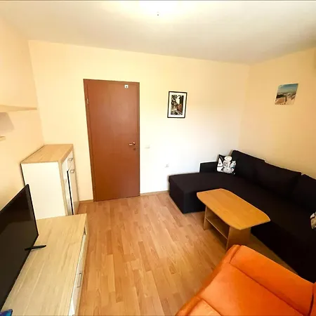 Апартаменты Holiday-orchid Menada *