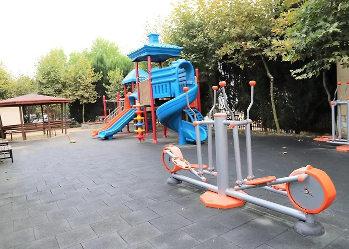 Holiday-orchid Menada Слънчев бряг