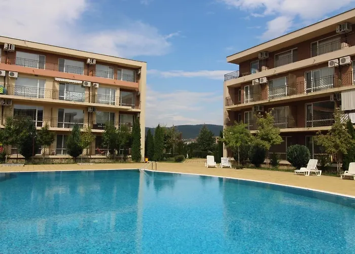 Holiday-orchid Menada Апартамент