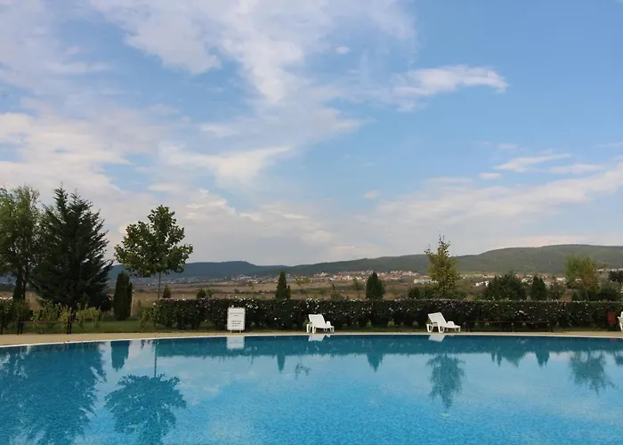 Holiday-orchid Menada Апартамент *